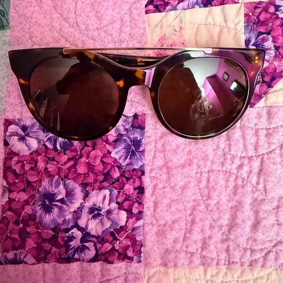 Tortoise Shell Sunglasses - Picture 2 of 2